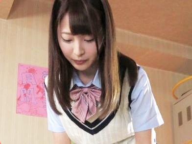 【九重かんな×潮吹き】『こんなに恥ずかしいの初めて♡』ロリっこ美少女が放尿からの潮吹き！