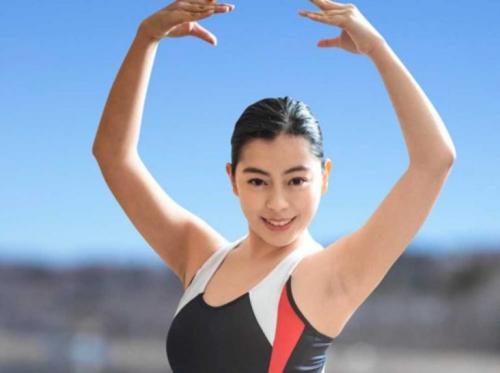 【MM号×水着】『なんで勝手に挿れてるんですか…』スポーツ系女子大生にデカチンを即ハメ！あまりの激しさに大量潮吹き！