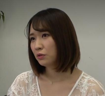素人の女性がAV面接に来た！彼女の職場に勝手に乗り込みハメてしまう