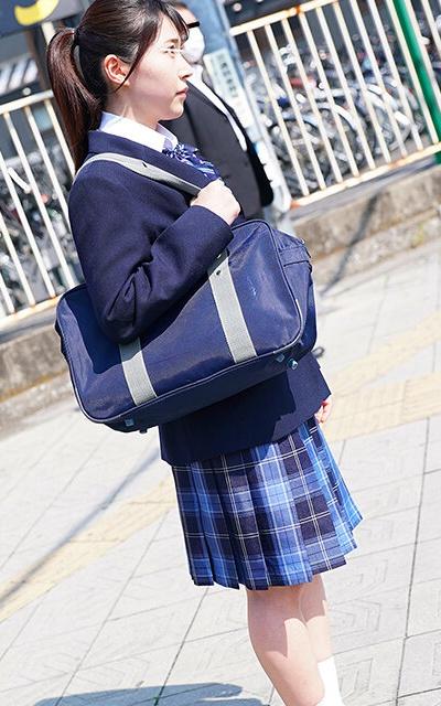「JK×ホテル」カワイイJKをホテルに連れ出しガチ生ソーニュー性行為♥濡らしたマンマンにボッキ男根激ピストン出し入れ！