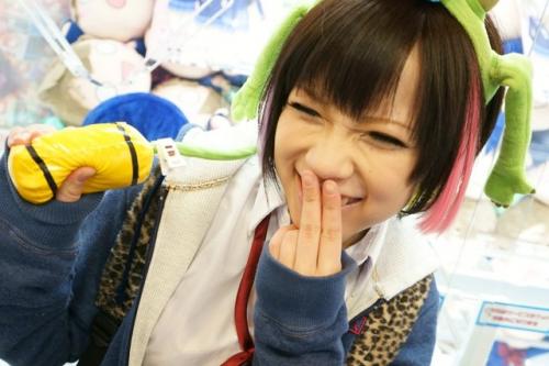 制服にルーズソックスのヤリマンビッチ少女イケイケ娘女子校生を連れ込みし、密室で個撮ファック♬見た目と違い恥ずかしそうにチ〇