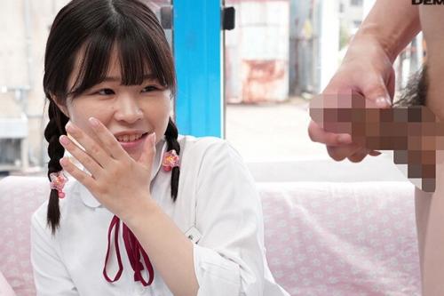 【MM号×女子校生】修学旅行で訪れた超カワいい女子校生生チンコで子宮を強烈に突かれ精子射精によりアクメを迎える様子