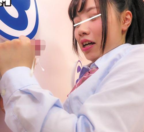 〚うぶなｊｋ〛口り可愛制服ｊｋがちんぽ神経衰弱GAMEでてコキやペロペロ✨✨罰GAMEで微乳揉まれ狭い腟内に本番ソーニュー