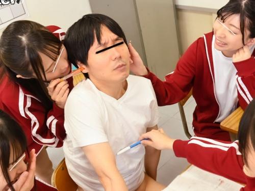 『ビッチ女子校生』男子生徒のペニスに群がるエロスキル抜群のビッチ女子校生たち！