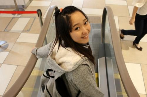 【純粋xえろパイ】素朴そうな見た目の女子校生だと思ってたら、チ〇ポしゃぶりながら撮影までさせてくれる手慣れてる感出してきたｗ