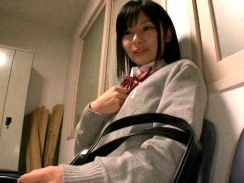 【公衆便女×JK】「もういや...」絶対的な束縛のもと、男たちの欲望のはけ口にされる可憐な少女！性奴隷として肉体を捧げ、羞恥にまみれた絶頂を迎える！