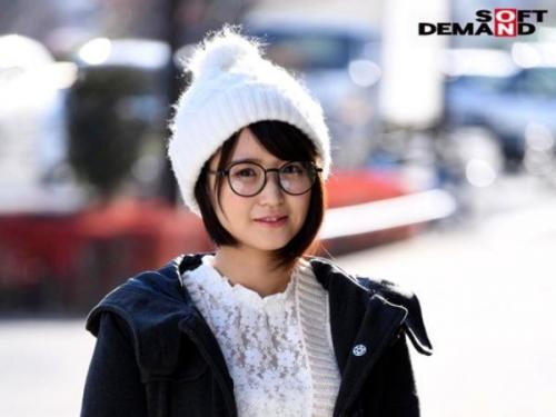 【マジックミラー号】遠く離れた恋人を愛する彼女に官能マッサージ！ガラスの向こうの彼に絶頂の潮を放出してしまう