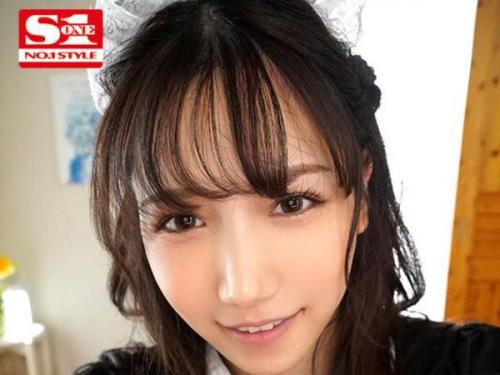 魅惑的な美しさを持つ＜個人の感想＞愛らしい美女が甘い囁きと情熱的なキスでオナニーをサポート♡正常位で愛されながらも微笑みを絶やさない…