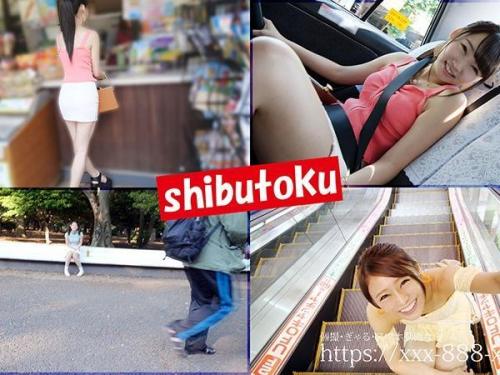 茶髪の自由奔放な娘が、屋外での冒険の中、口いっぱいに唾液を絡ませて濃密な精液を絞り出す！