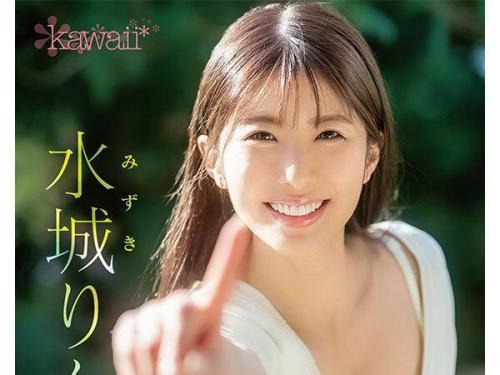＜デビュー作品×スレンダー＞魅惑の美女がAV業界に華麗に登場！彼女の独創的な演技と心奪われる美貌が織りなす未体験の悦びを存分に堪能してほしい！