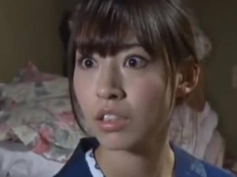 【ヘンリー塚本】欲しいのか？...巨乳人妻熟女が覗きがバレて着衣で寝取られる