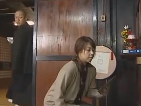 【ヘンリー塚本】和尚は以前よりいつか物にしたいと邪心を抱いている…熟女爆乳人妻が寝取られる