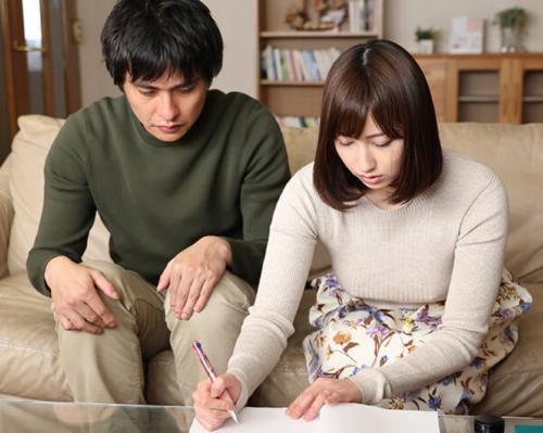 【本田瞳】魅力的な犯罪級エロボディ奥さんが借金のせいで寝取られ浮気セクロス