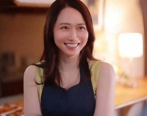 【人妻NTR】こんな大きいの初めて…♡ 夫の粗チンしか知らない清楚妻が初めての不倫SEX…デカチンで突かれメス堕ち絶頂！