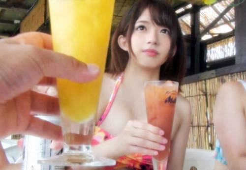 【水着ギャル×ハメ撮り】ロリ顔ビンビン乳首//色白美くびれプリ尻♥最狂ドビッ痴GAL美少女※清楚な変態ま◯こでド淫乱交尾！