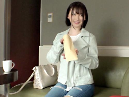 【巨乳美女×ナンパ】超乳Fカップ//色白美くびれエロ尻♥黒髪ショートヘア美少女※清楚なお漏らしボディでド変態交尾！