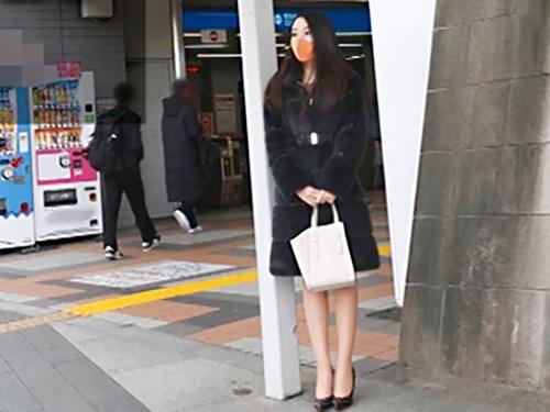 【巨乳熟女×ハメ撮り】三十路//エロくびれ巨尻♥神奈川県横須賀の30歳エレガント奥様※人妻性欲マ○コでド変態交尾！