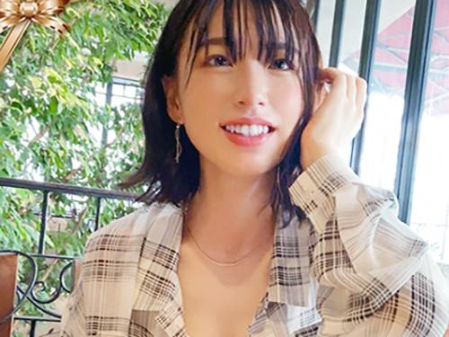 【素人×ハメ撮り】ちっぱいスレンダー//色白くびれ美尻♥卑猥乳首のロリ系美少女OL※清楚な従順MドMま◯こでド変態交尾！