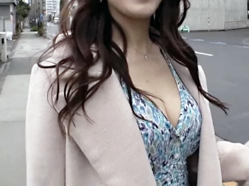 【熟女♡3P】三十路×G乳美くびれエロ尻♥性欲持て余す完熟奥様※イキ潮ダダ漏れ人妻ボディでド変態交尾！