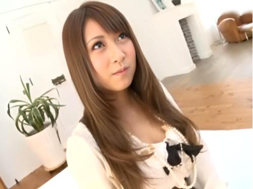 『人前でエッチするの恥ずかしい…』地方でスカウトしたロリ顔女子大生❤ロケット爆乳露にして勝手に肉棒生ハメされ膣内射精…