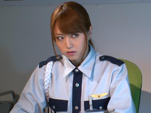 色白美人警備員が不祥事をもみ消すために社長と躰の関係を持ったことが同僚にバレて…弱み握られ脅され無理やり犯されちゃう…