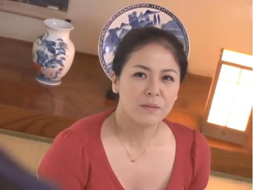 EDになった夫がこっそりオナニーに耽る妻を不憫に思い赤の他人に寝取らせ…久々の挿入に絶頂スル妻を見た夫の肉棒が勃起して…