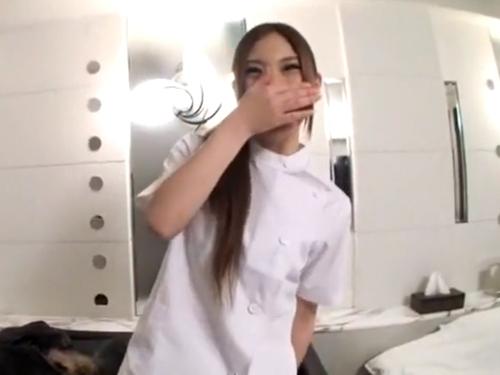 薬局で働く美人な薬剤師さんナンパしてエッチ交渉してホテル連れ込み❤白衣に着替えさせてから脱がせて綺麗な躰堪能して肉棒ハメ