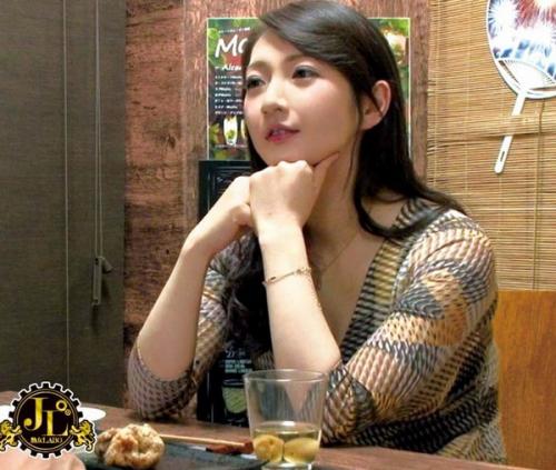 【二階堂ゆり】相席居酒屋で口説かれたOL人妻が、隠れ淫乱の本性を暴露して、ドスケベ女に豹変した、お持ち帰りヤリ部屋SEX