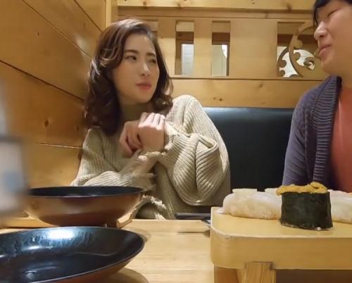 【美魔女 ナンパ】エレガントでスタイル抜群な、四十路妻が、勃起MAXの軟派ち●ぽの、攻撃的なマッハピストンに即ハメ堕ち…