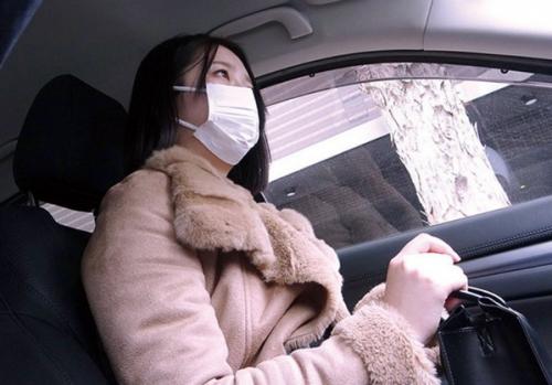 【シロウト妻 ハメ撮り】夫の公認の寝取られSEX撮影… 他人ち●ぽに激しく突かれて、だらしないアヘ顔で連続痙攣イキ…