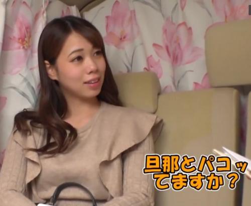 【人妻 ナンパ】Mっ気のある変態巨乳人妻が、電マ＆バイブで愛撫され、スケベま◯こをぱっくり開く、V脚絶頂トランス逝き…