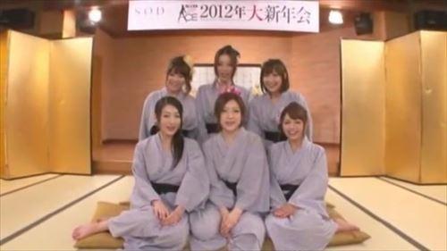彼女は性欲が強く、すぐにでも肉体関係を結ぶことを望んでいました。