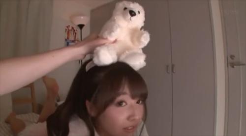 自宅で股間がびしょびしょになったチンポで激しくオーガズムを迎える