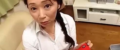 男性下着セールス。枕営業で除菌。