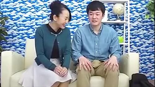 近親性愛。息子を欲する母が、報酬にハピネスするまで求める。incest