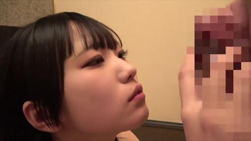 魅力的な女性の身体と性的行動