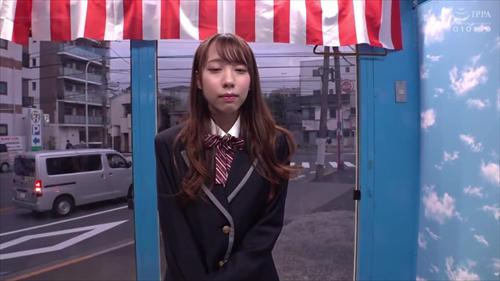 美若い女性が号で野球拳の餌食に、初心者女性を口説く在所から出てくる。