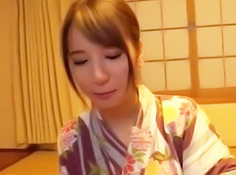 浴衣姿の美人と温泉旅行！ゆっくり脱がせながら、イチャラブエッチ！