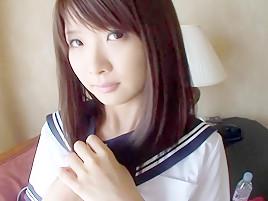 【七沢るり】セーラー服の少女にピチピチのレオタードや水着に着替えさせエッチしちゃう！