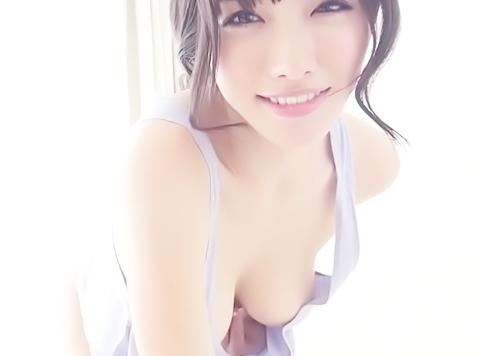 【今野杏南】女優のような美女が、巨乳のおっぱいをさらけ出す！見えそうで見えない・・・