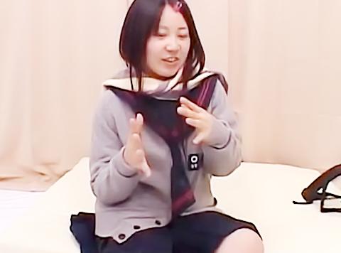 修学旅行にやってきた可愛らしい素人のJKをゲットして初めてを奪う！