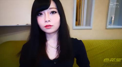 撮影されてしまう非情なガリガリの貧乳ではありますが、非常に持久力のある性器。
