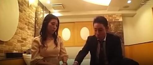 ダブル不倫、デカパイ中出し熟女、同窓会クライマックス、夫婦浮気ラブホ内中出し。