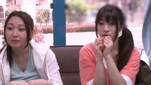 欲求不満の奥様、バレー帰りに。