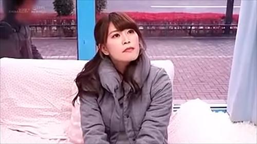 ガン奥攻めでアクメ悶え、素人妻喚声ウル。