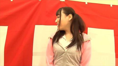 美しい姉が自転車で乱れ、喘ぎ声も止まらず