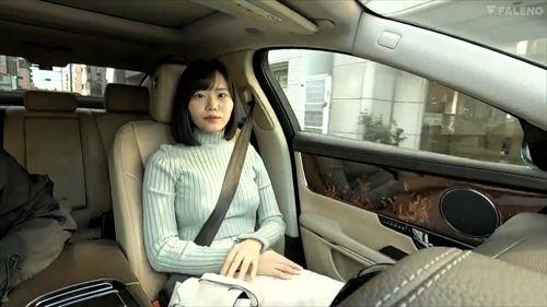 美少女が快楽に溺れる、性的な行為