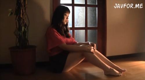 嫁を監視し、介護が必要な義父が付け入って、嫁を虐待して性的に奴隷のように扱う。
