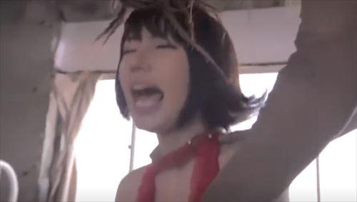 鬼神が繁栄し愉悦と腐敗、ハーレム浅緑と桜は捜すため東京湾に漂う。