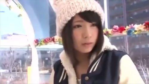 欲望に翻弄された少女たちは、薬物によって感覚が研ぎ澄まされ、カメラの前で露骨な行為に及ぶ。